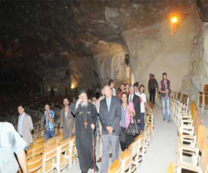   مصر اليوم - إضاءة شوارع منشأة ناصر من مخلفات القمامة